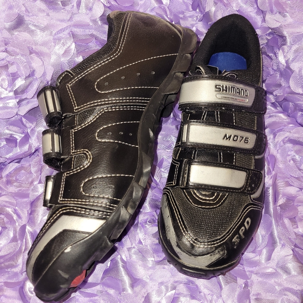 Woman's Shimano 43 size 10 spin cycle shoes